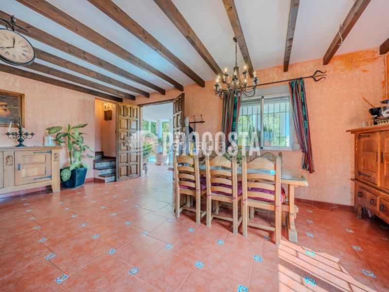 Foto 9b58ac81-fcdb-4d33-a993-5dfa864c3685. Casa amb piscina a Jete