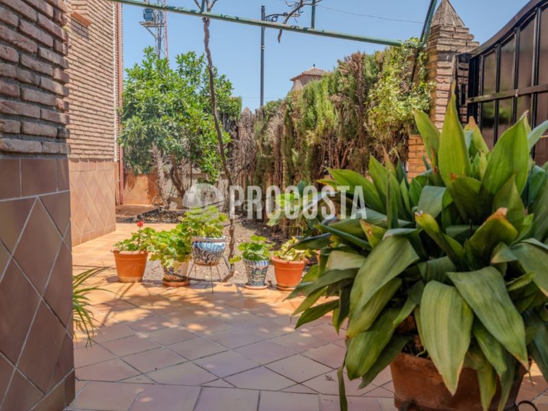 Foto 4fe675b6-be86-45d3-9ab6-fa90d45bf527. Casa amb piscina a Fuente Vaqueros