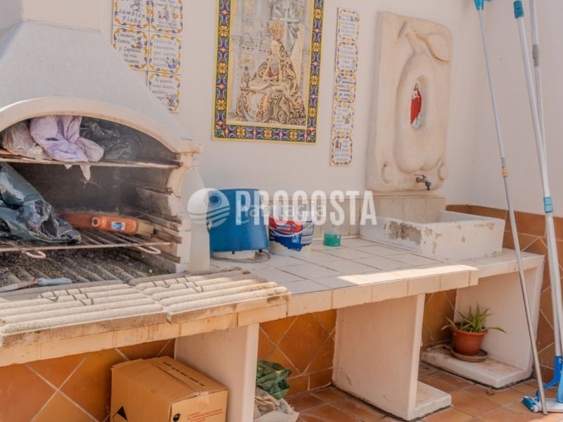 Foto 7570ae0d-ca46-40c2-a068-4f92d143f782. Casa amb piscina a Fuente Vaqueros