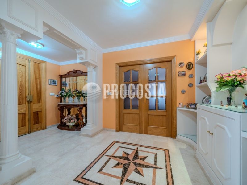 Foto 7dc9e149-c889-4340-84b5-56da5b71e091. Casa amb piscina a Fuente Vaqueros
