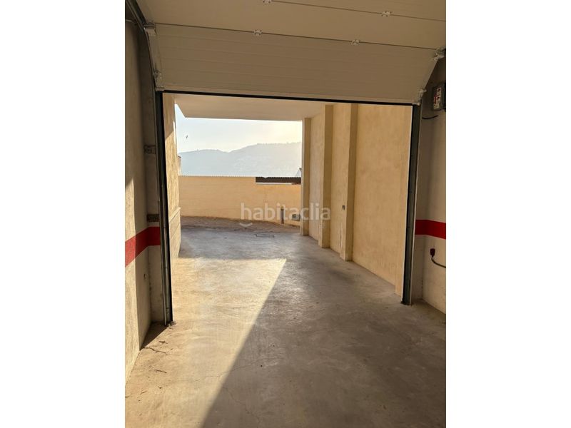 Foto 0dbeefff-ee9c-4a4c-baee-089b9b7268cd. Aparcament cotxe a La Herradura Almuñécar