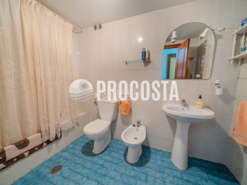 Foto 56d0bcb8-6937-4820-9902-3615c119e12f. Pis amb aparcament a Almuñecar centro Almuñécar