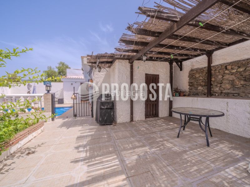Foto 7966f7ac-8147-407c-a092-6710853b0bb5. Casa amb calefacció aparcament piscina a Velilla - Velilla Taramay Almuñécar