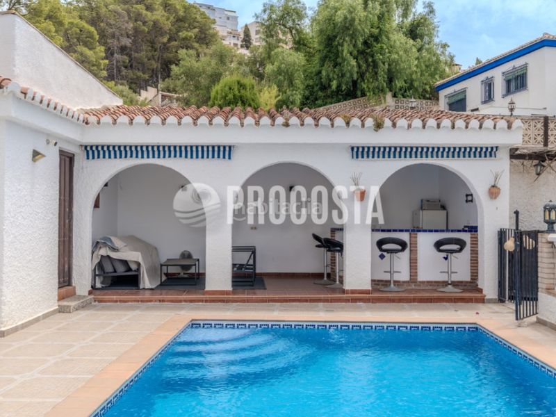 Foto b846a98c-30ce-47f8-a036-a4f1725e73eb. Casa amb calefacció aparcament piscina a Velilla - Velilla Taramay Almuñécar