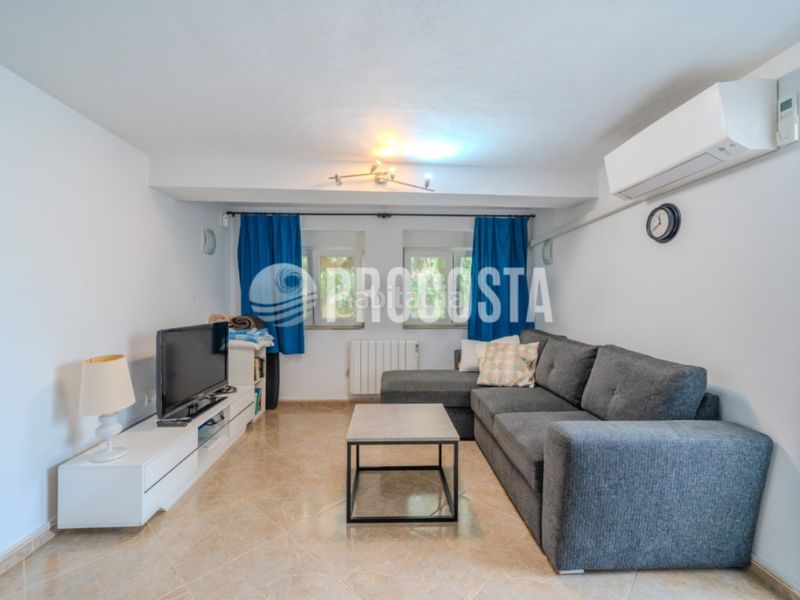 Foto c36a1089-0db0-4704-aa55-c8885c7c5ab3. Casa amb calefacció aparcament piscina a Velilla - Velilla Taramay Almuñécar