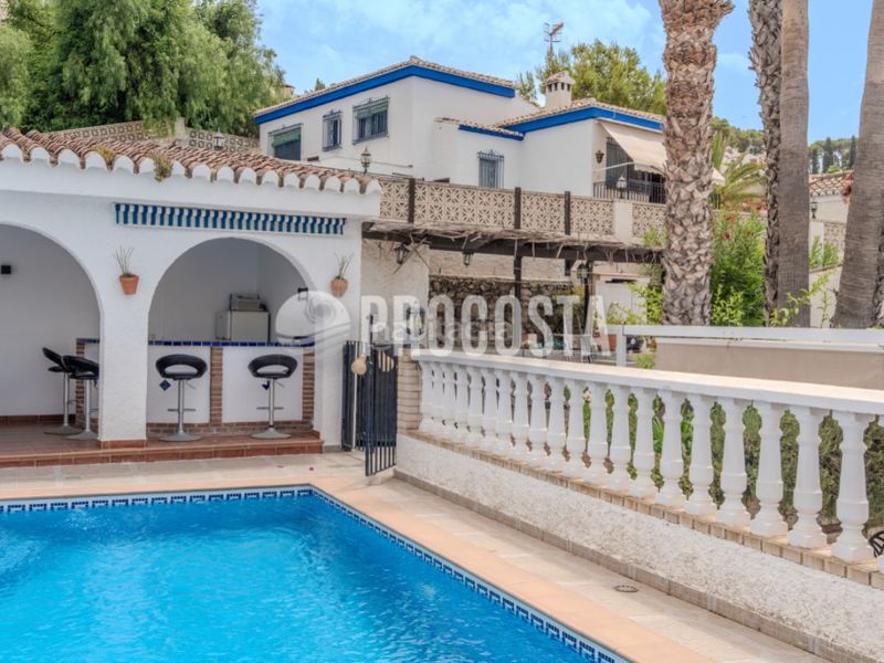Foto d1cf62ec-6a1a-4400-b462-6485af30f7d3. Casa amb calefacció aparcament piscina a Velilla - Velilla Taramay Almuñécar