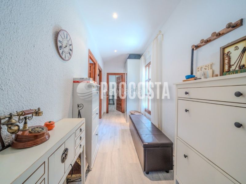Foto f74d1fd4-b78f-4f88-b7af-8a4c383b7fac. Casa amb calefacció aparcament piscina a Velilla - Velilla Taramay Almuñécar