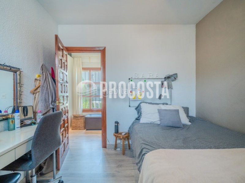 Foto f95f5392-ebb5-482b-a1de-99a821655734. Casa amb calefacció aparcament piscina a Velilla - Velilla Taramay Almuñécar