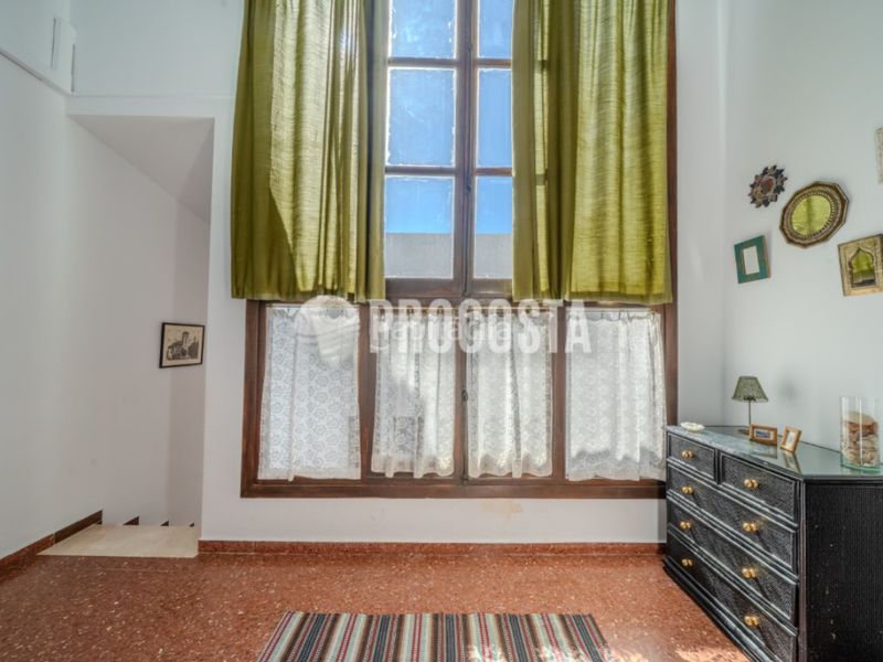 Foto 06d6e2b5-5a43-4eed-8b77-4d9d7247dd62. Casa amb aparcament a Velilla - Velilla Taramay Almuñécar