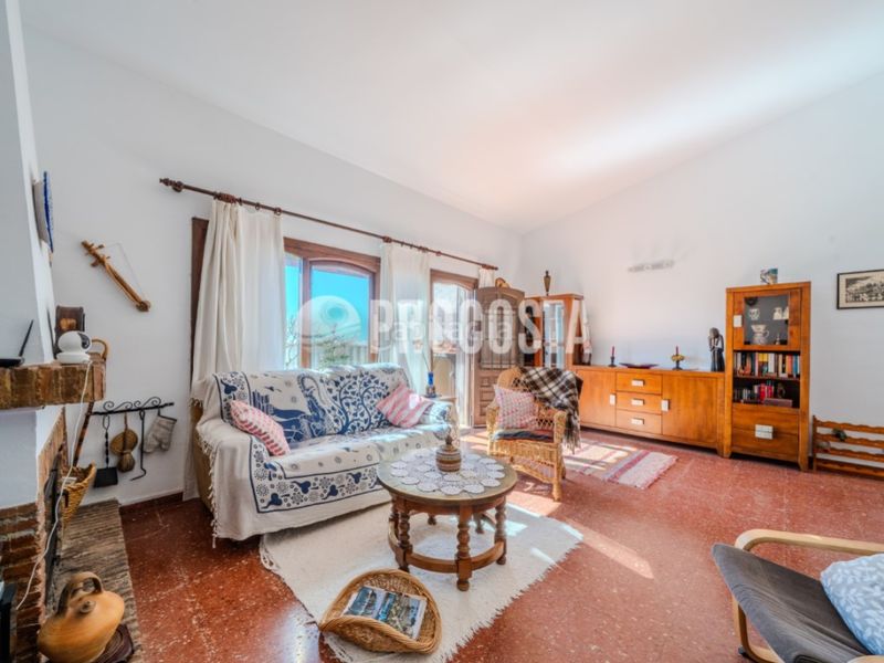 Foto 1ab602fe-85cf-4faf-8da9-5a6c810e3d85. Casa amb aparcament a Velilla - Velilla Taramay Almuñécar