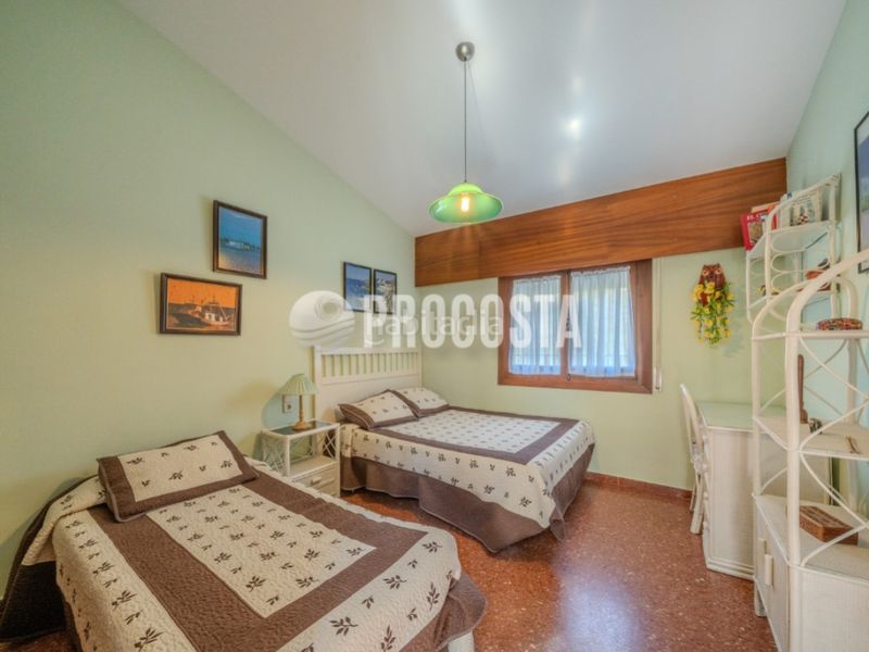 Foto 7c772266-7583-4cb6-8fc4-d2b57aa911f2. Casa amb aparcament a Velilla - Velilla Taramay Almuñécar