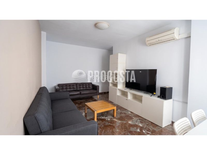 Foto acd8df87-734a-4731-a2e4-c0ab4a75bbed. Pis a Almuñecar centro Almuñécar