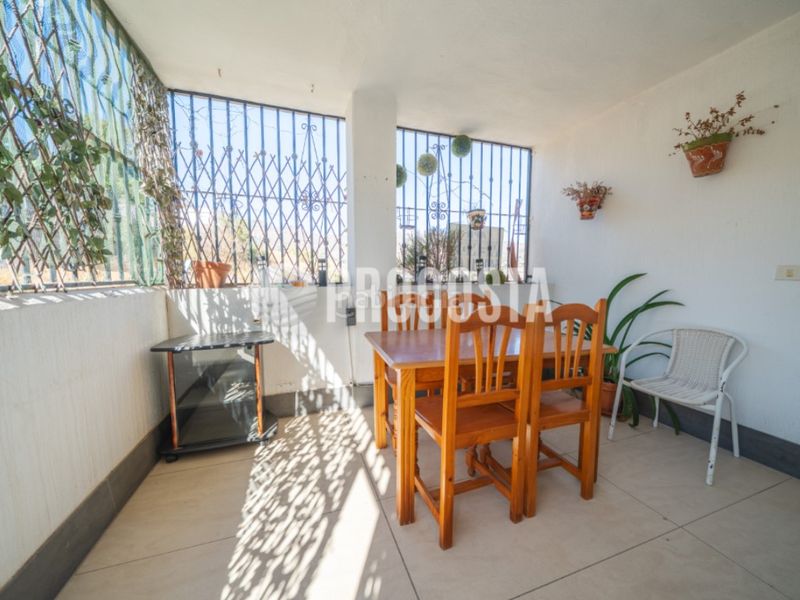 Foto 733b6155-05a1-4c05-8680-5cb5dac6a719. Casa adossada a Velilla - Velilla Taramay Almuñécar