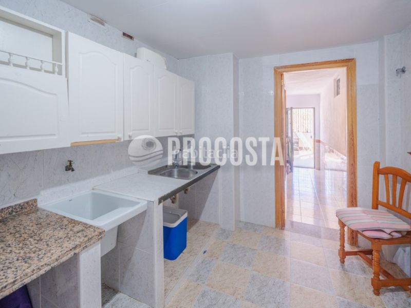 Foto df49c845-3b05-4ac3-ab16-a198a6e22d89. Casa adossada a Velilla - Velilla Taramay Almuñécar