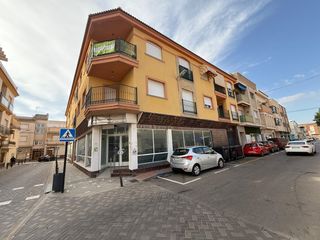 Business premise in Calle lorenzo morales 10. Local en venta en san pedro del pinatar, murcia