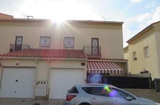 Chalet à Estación-Cruz Roja. Venta chalet illescas