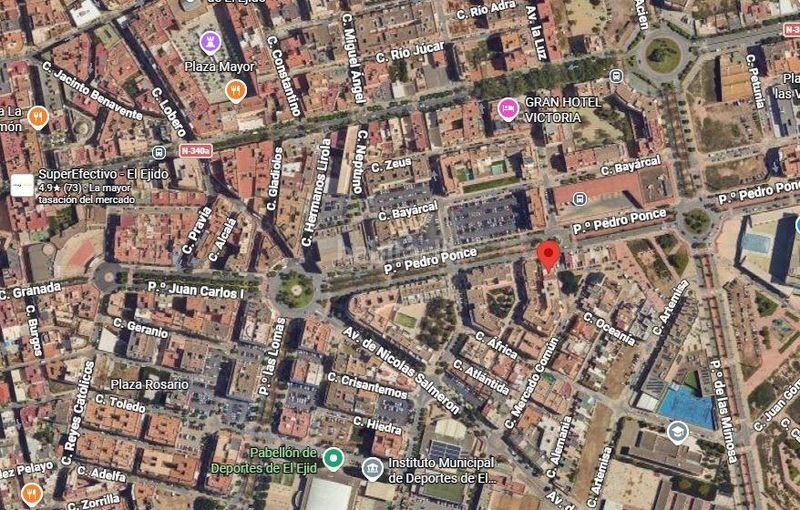 Foto 93701e58-491a-42b1-8fd7-b90595bf0e74. Casa a Pabellón - Estación - El Corte Inglés Ejido (El)