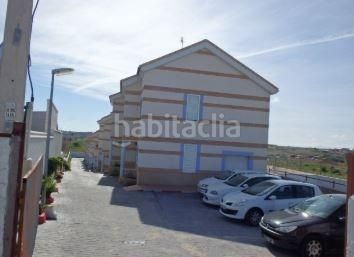 Foto 0af6ec0d-ad2a-4084-9b63-3a3c20785047. Xalet amb aparcament a Méntrida