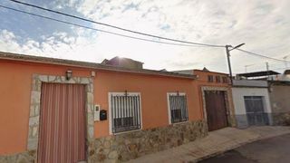 Maison à Mora. Venta casa mora