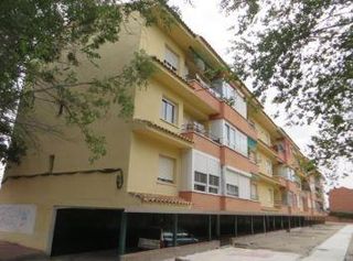 Etagenwohnung in Villaluenga de la Sagra. Venta de piso en  villaluenga de la sagra