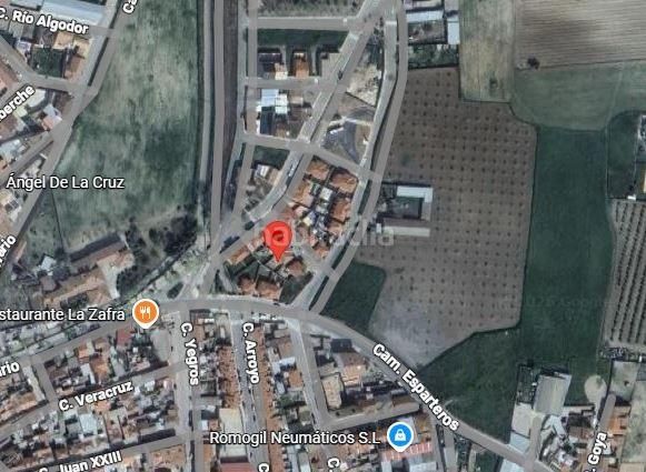Foto 74477400-8fea-4d22-9238-d3ccd735b5b2. Xalet amb aparcament a Mora