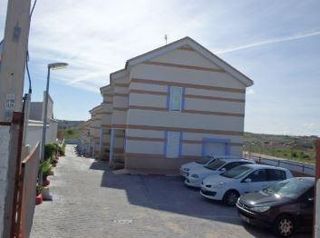 Etagenwohnung in Méntrida. Venta piso  mentrida