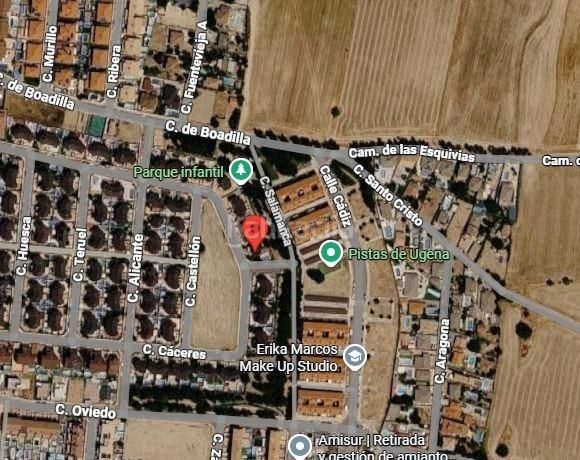 Foto f6b9b5e6-0bc4-4316-a613-932fef0ed9be. Xalet amb aparcament piscina a Ugena