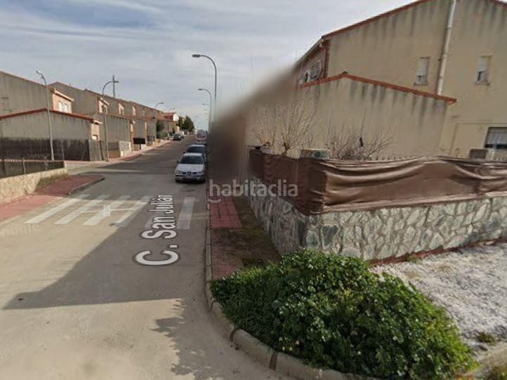 Foto 8d7c0cb0-0ebc-4977-85fc-24910b1f735f. Casa aparellada amb aparcament a Casar de Escalona (El)