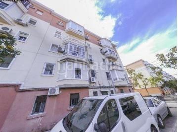 Foto d63dcecf-f516-4679-ae44-0a591f07ebbb. Piso venta piso en Los Pájaros Sevilla