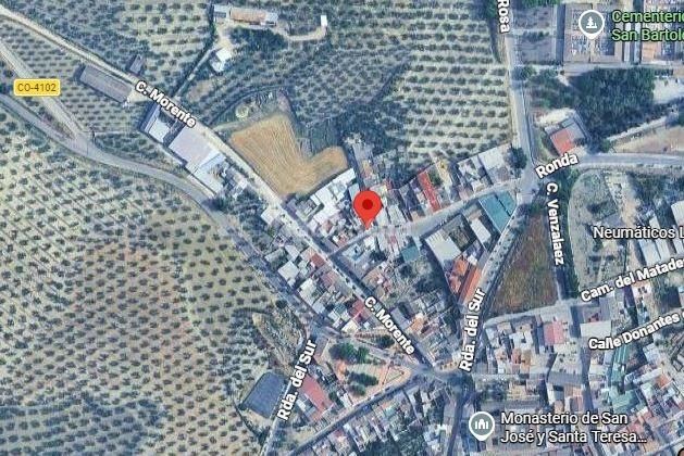 Foto 9f7ad7c7-e5e1-45d4-b4f9-5f625a4a8de9. Casa adossada amb aparcament a Bujalance