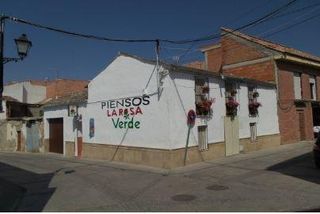 Semi detached house in Bujalance. Venta adosado bujalance