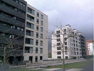 Appartement à Monte. Venta piso santander