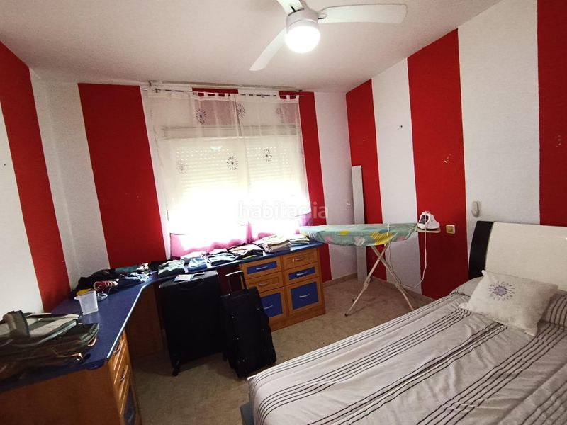 Foto f4c3b3fb-c5b6-4a11-941d-70320fdfb51e. Casa aparellada amb calefacció aparcament a Parque Manuel de Vega-Carretera de Ugena Illescas