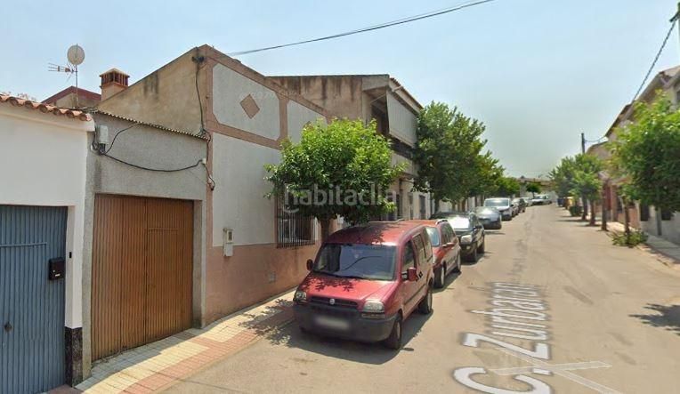 Foto 2c9a61da-c372-454f-b847-91ed43ff3b63. Casa amb aparcament a Albuera (La)