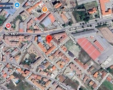 Foto 5ac5f9b8-bd99-4bbb-8a25-e70b24eb3ad8. Casa adossada amb aparcament a Íscar