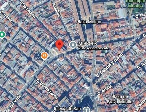 Foto 112a3f60-a9f8-4735-a209-7aa911830a91. Local comercial a Montijo
