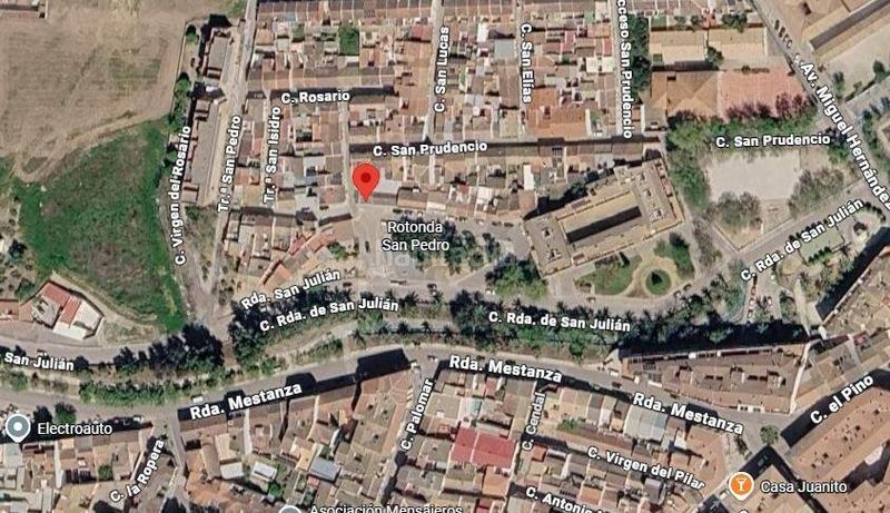 Foto a13b6fd6-6e0d-49a5-a3d9-64fa3d82af73. Pis a Andújar