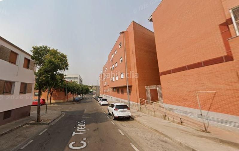 Foto 8844dd45-f24f-40b6-82f1-c3312843eb3f. Pis amb aparcament a Este Mérida