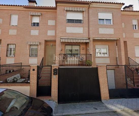 Foto 197de90c-8f1c-4df2-a1d2-659c6b22ac12. Chalet venta de chalet en Yuncler