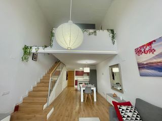 Duplex  Avenida de la aviaci�n. Loft completamente reformado con terraza y garaje incluido