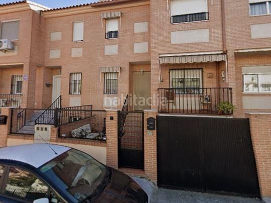 Foto 1dcde09e-62a2-4dbc-9079-7c6c631cc088. Chalet venta de chalet en Yuncler