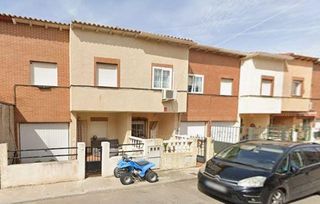 Chalet in Ajofrín. Venta de chalet ajofrin