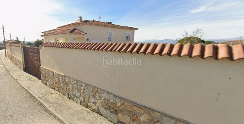 Foto d31d7177-412c-42ff-b8c4-0fd2173a35f0. Xalet amb aparcament piscina a Méntrida