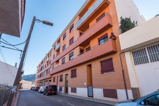Alquiler Piso  Calle isaac peral. Tu nuevo hogar de alquiler te espera en una de las mejores ubica