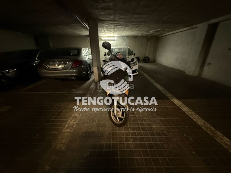 Foto ee20d38c-cbbd-44d9-a0d8-cea426749101. Posto auto in Ventas Madrid