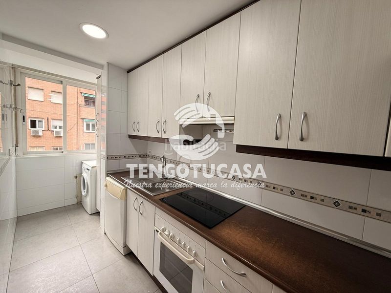 Foto e1916761-f9e3-48d2-a98f-cff78ca7e42a. Pis amb calefacció a Pueblo Nuevo Madrid