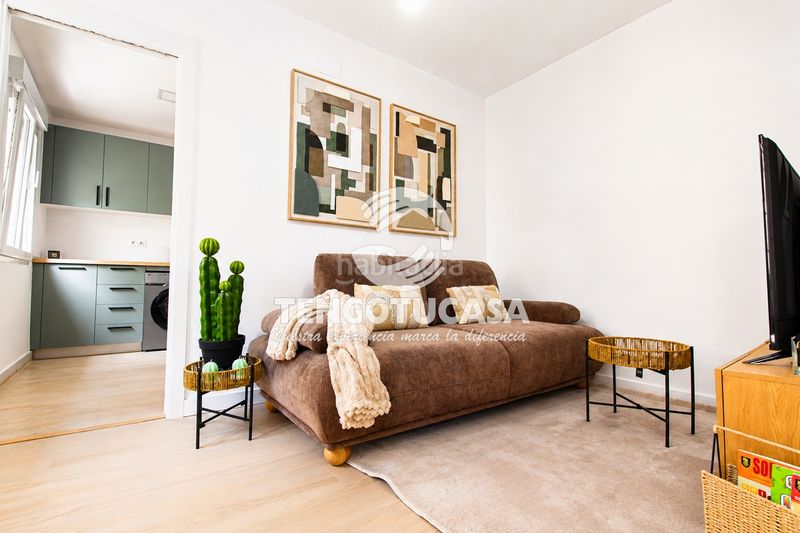 Foto 4dacec36-3594-4ae9-b324-785ea5ef421c. Flat in calle de la virgen del castañar 15 in Concepción Madrid