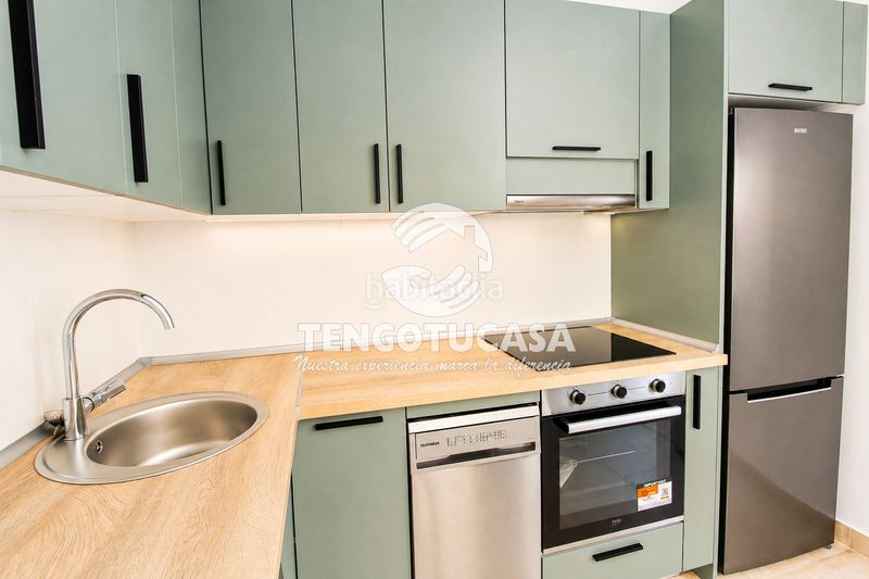 Foto 4ff4e1eb-52de-48ba-ab3e-cb395b5ec919. Flat in calle de la virgen del castañar 15 in Concepción Madrid