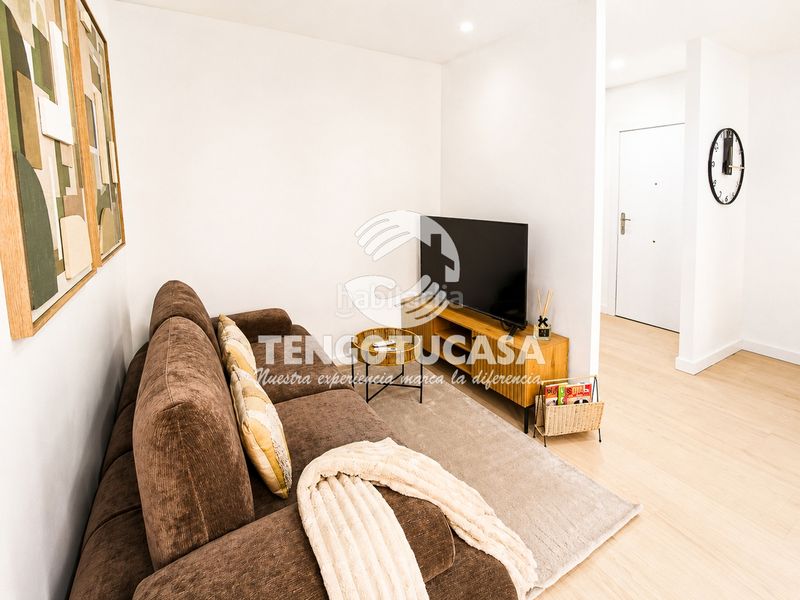 Foto 500c30e2-a69e-4baa-87f2-3d3653eddf1e. Flat in calle de la virgen del castañar 15 in Concepción Madrid
