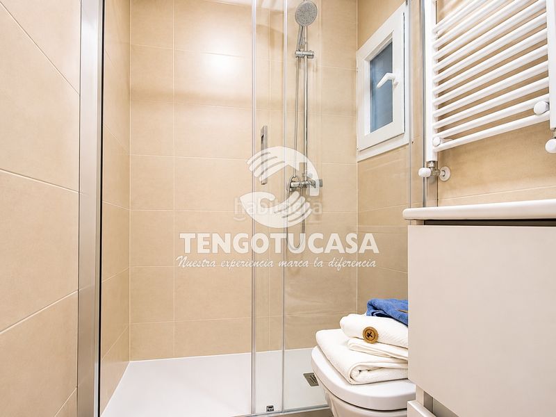 Foto 735d8558-f5c3-4916-af23-3d5ea2f77751. Flat in calle de la virgen del castañar 15 in Concepción Madrid